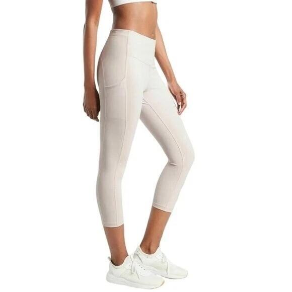 Athleta Pants - Athleta Womens size XL Ultimate Stash Pocket Capri Bone Gray White